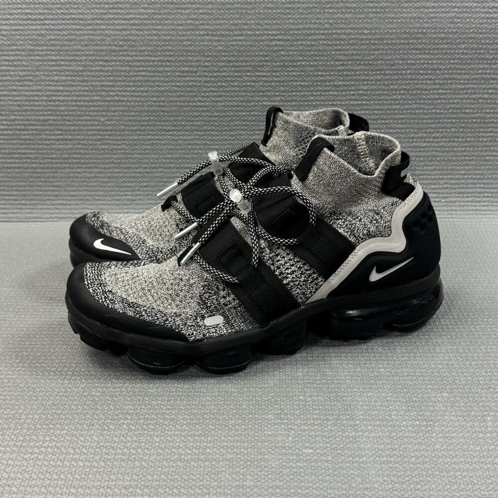 EUC 2018 NIKE AIR VAPORMAX UTILITY AH6834 201 BLACK 9.5 MAX 90 1 PRESTO FORCE
